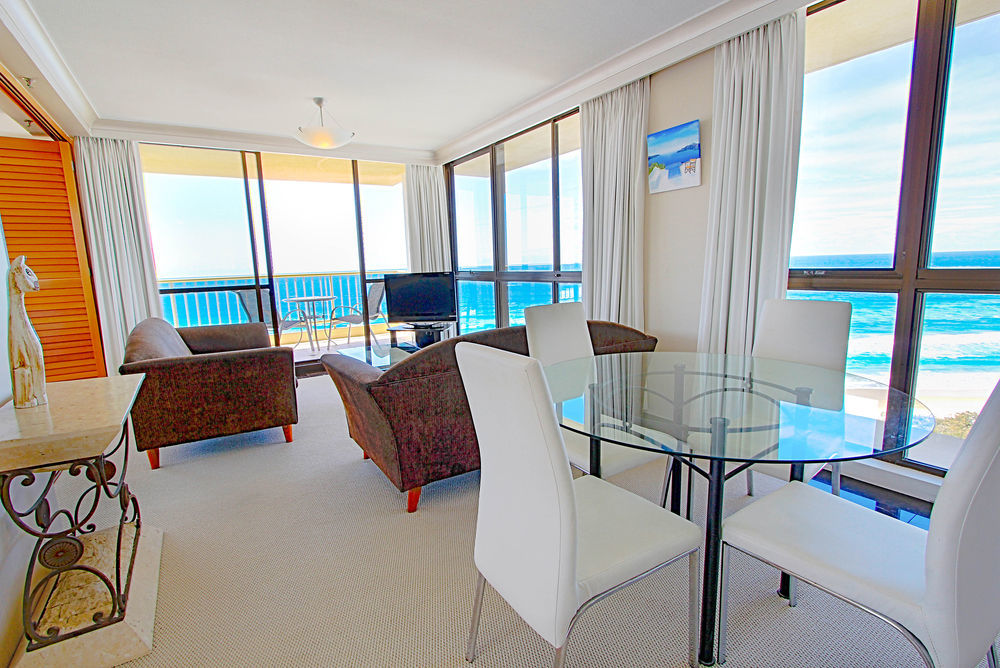 Capricorn One Beachside Holiday Apartments - Official Голд-Кост Экстерьер фото