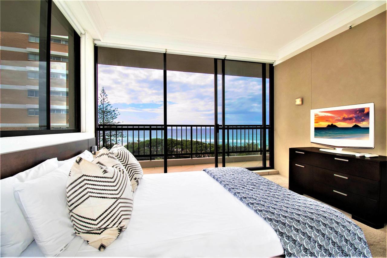 Capricorn One Beachside Holiday Apartments - Official Голд-Кост Экстерьер фото